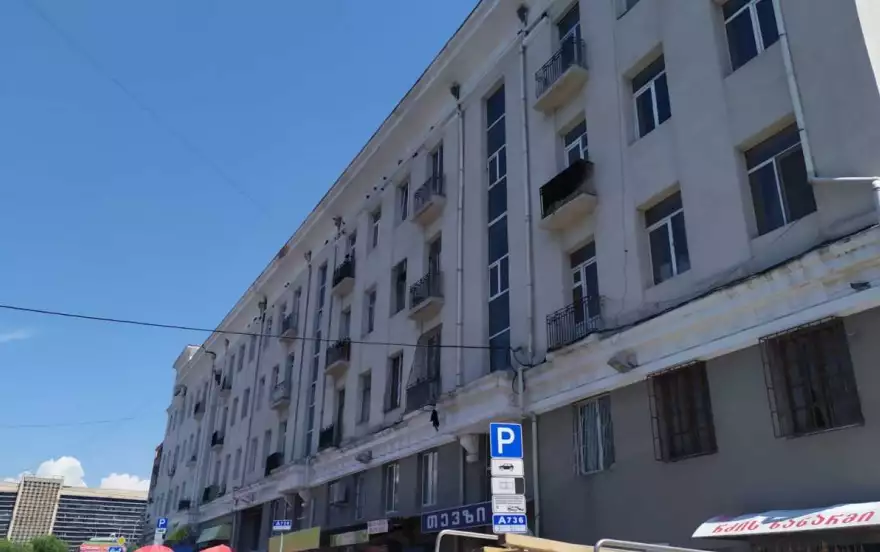 улица Тевдоре Мгвдели, 10