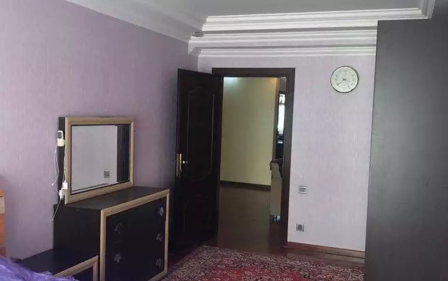 улица Алияра Алиева, 8