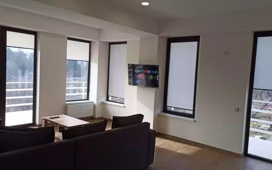 улица Коджори, 104