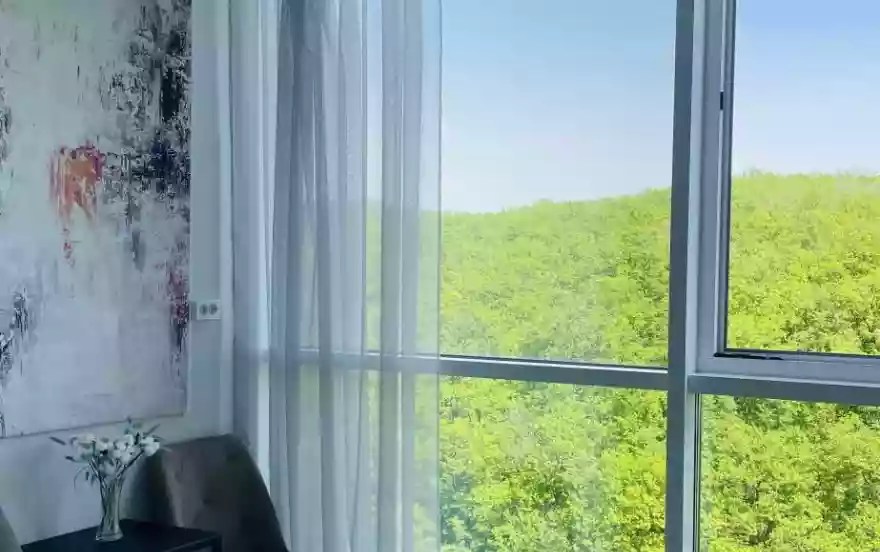 Зелёный бульвар, 25