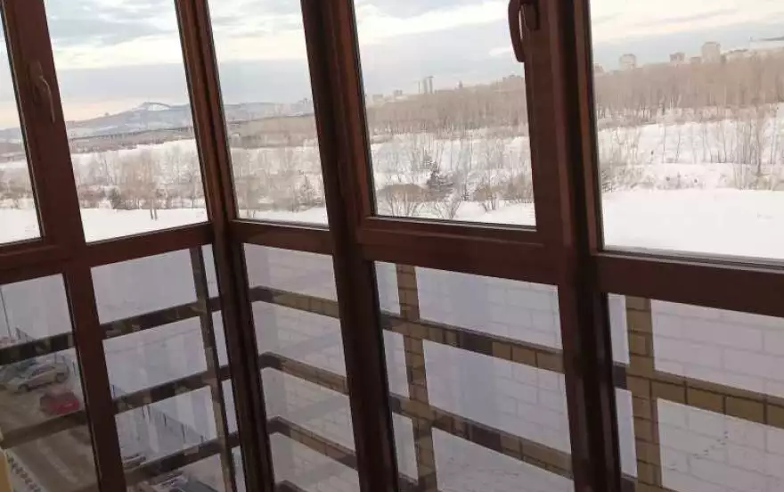 Южная набережная, 10