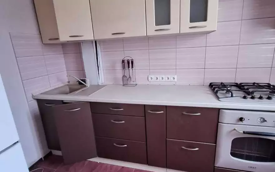 Южный квартал, 6