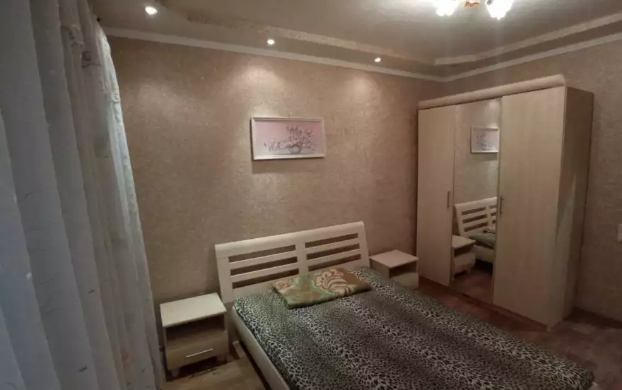 улица Героя России В.Н. Зозулина, 36
