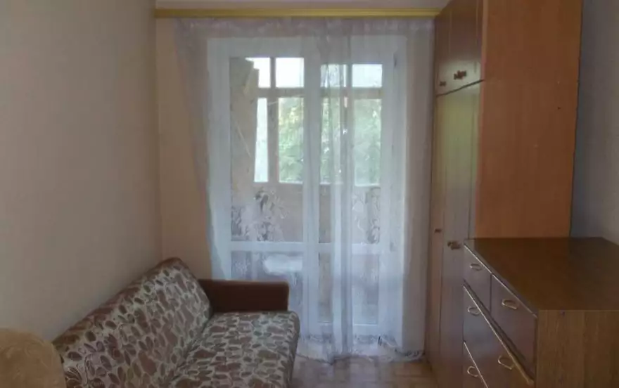 Залесская улица, 74
