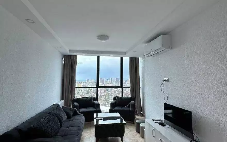 проспект Жиули Шартава, 32