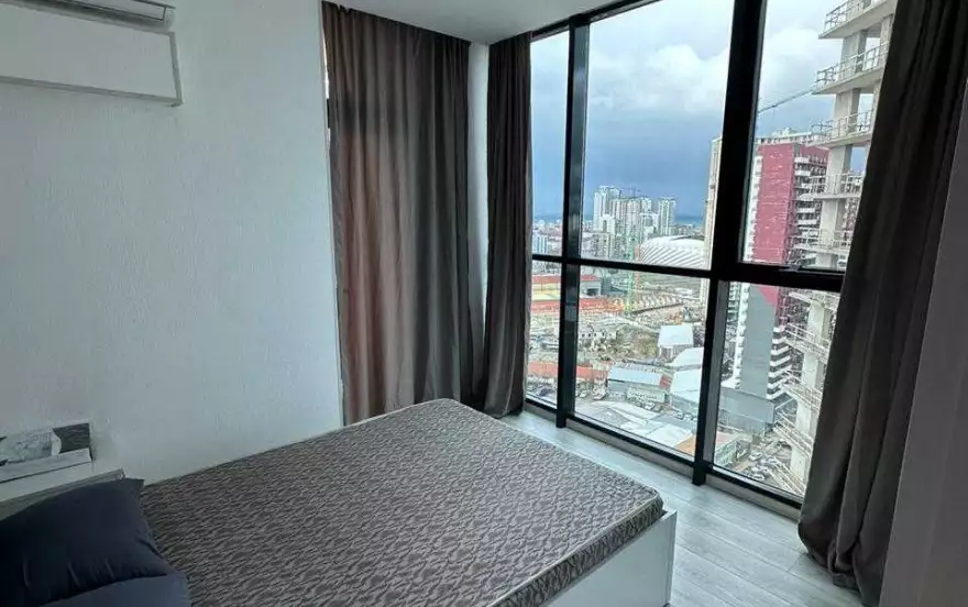 проспект Жиули Шартава, 32