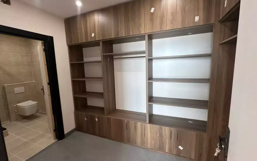 проспект Жиули Шартава, 32