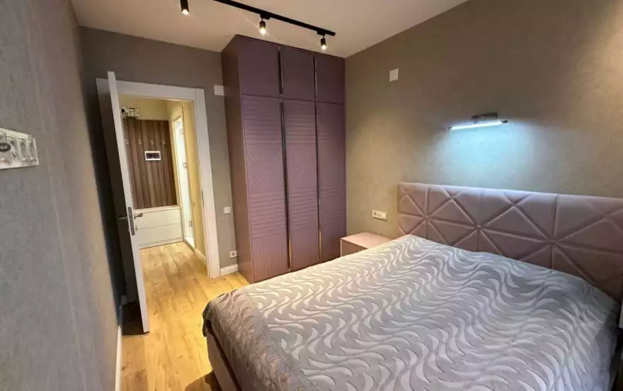 проспект Жиули Шартава, 32