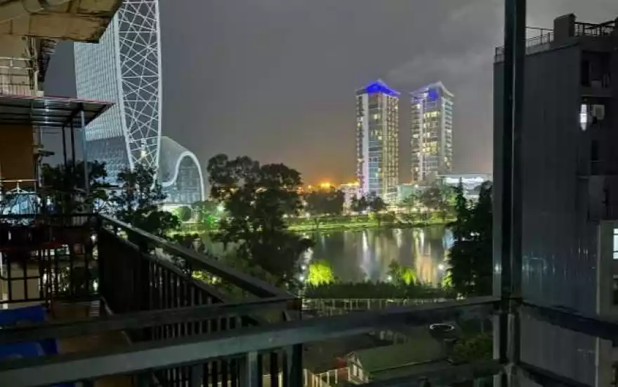 улица Михаила Лермонтова, 1