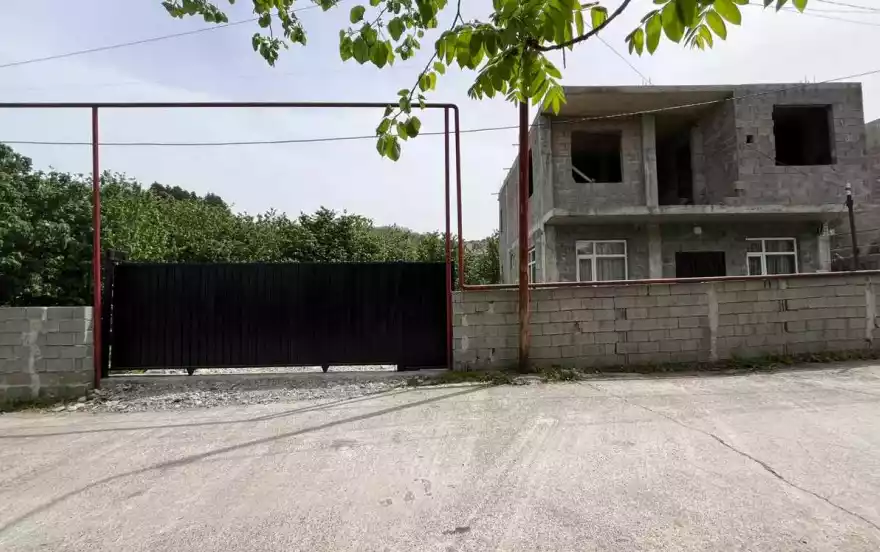 улица Зураба Горгиладзе, 8