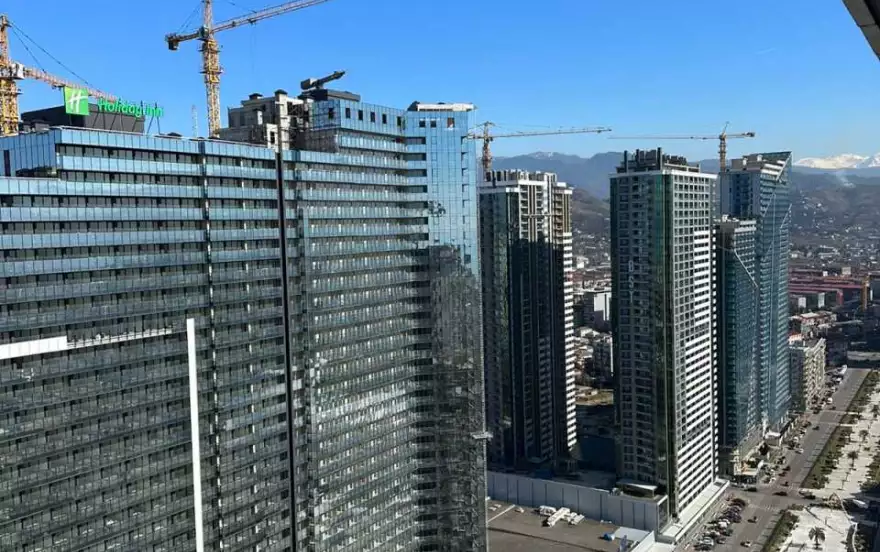 проспект Жиули Шартава, 7