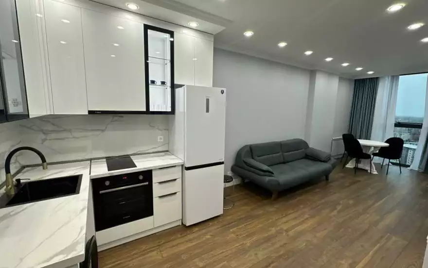 проспект Жиули Шартава, 32