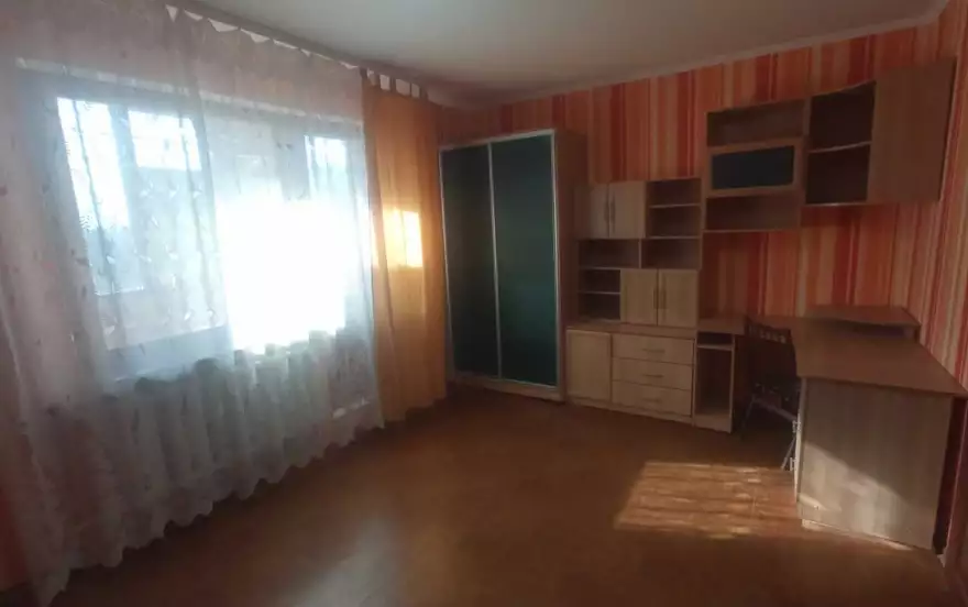 Мирный квартал, 19