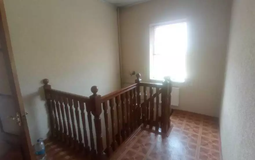 улица Комиссара Санюка, 85