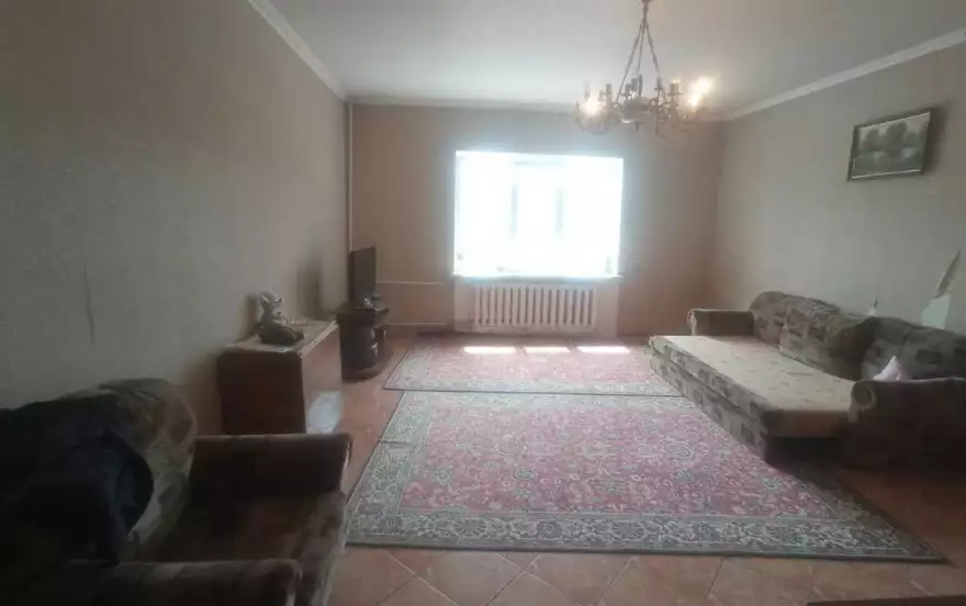 улица Комиссара Санюка, 85