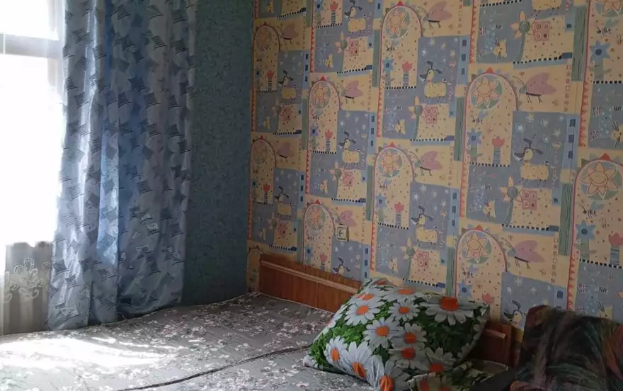 Мирный квартал, 11