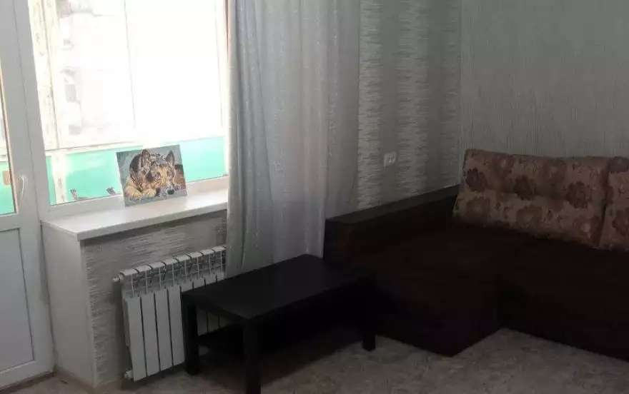 Мирный квартал, 15