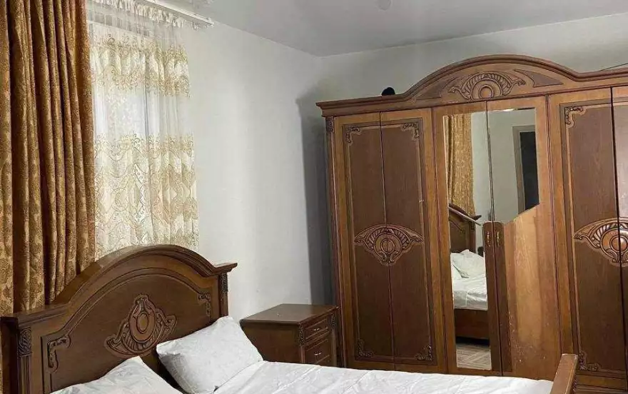 улица Адлиа, 134