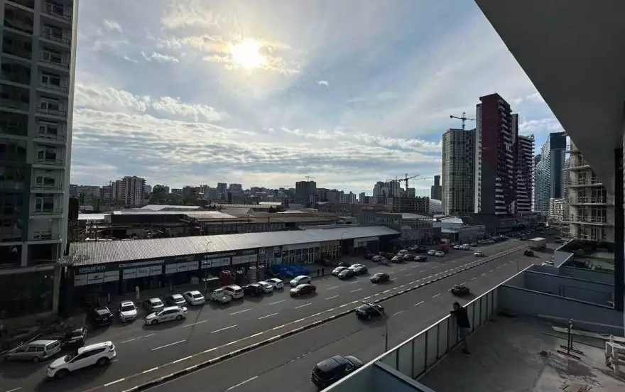 проспект Жиули Шартава, 32