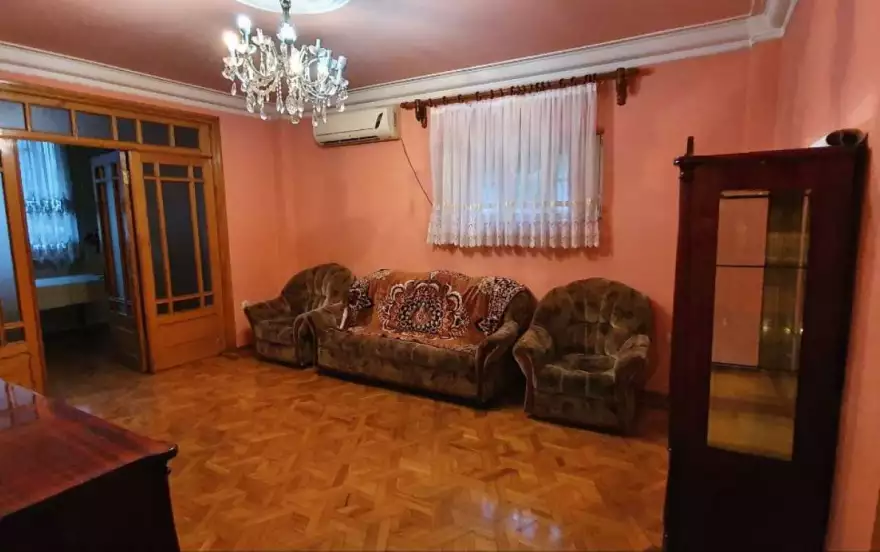 тупик Александра Грибоедова, 24