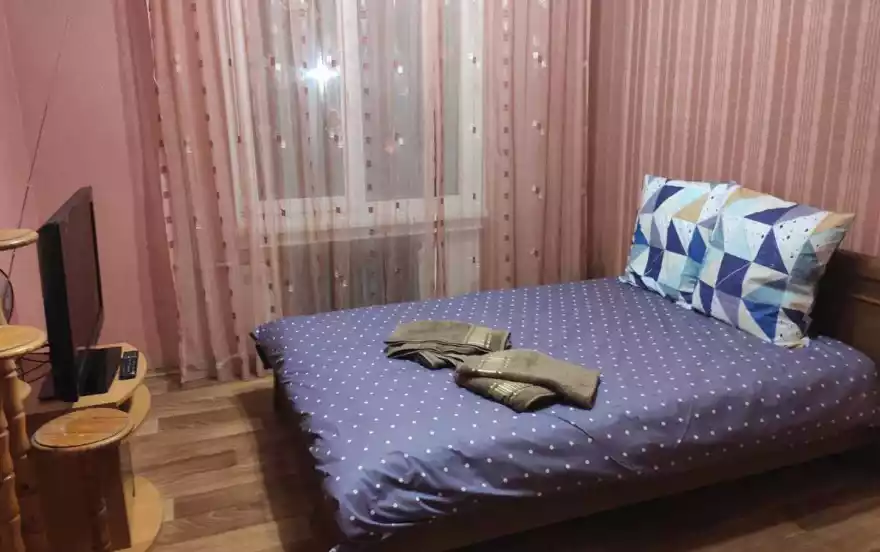 Жовтневый район