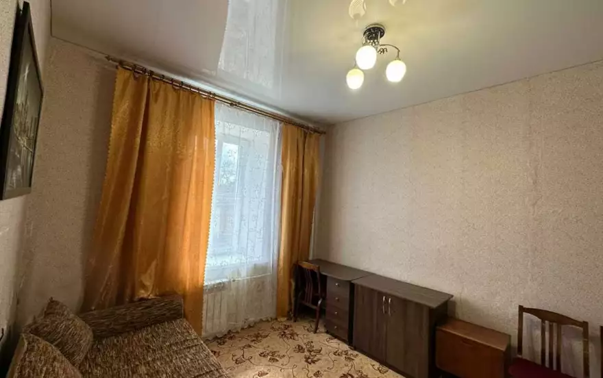 Привокзальная площадь, 7