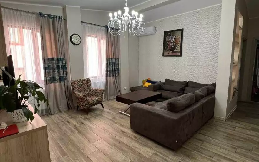 улица Петра Меликишвили, 30