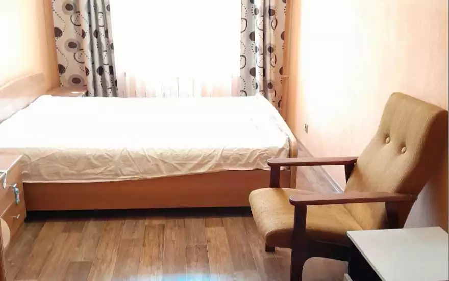проспект Бардина, 10