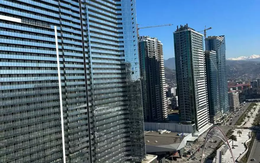 проспект Жиули Шартава, 7