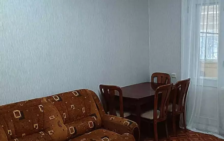 улица Героя России В.Н. Зозулина, 36