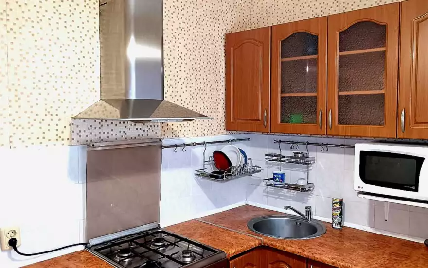 улица Героя России В.Н. Зозулина, 36