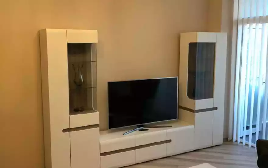 улица Нико Пиросмани, 1