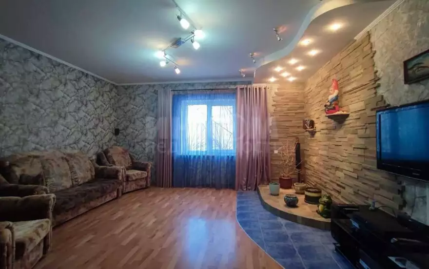 улица Ушакова