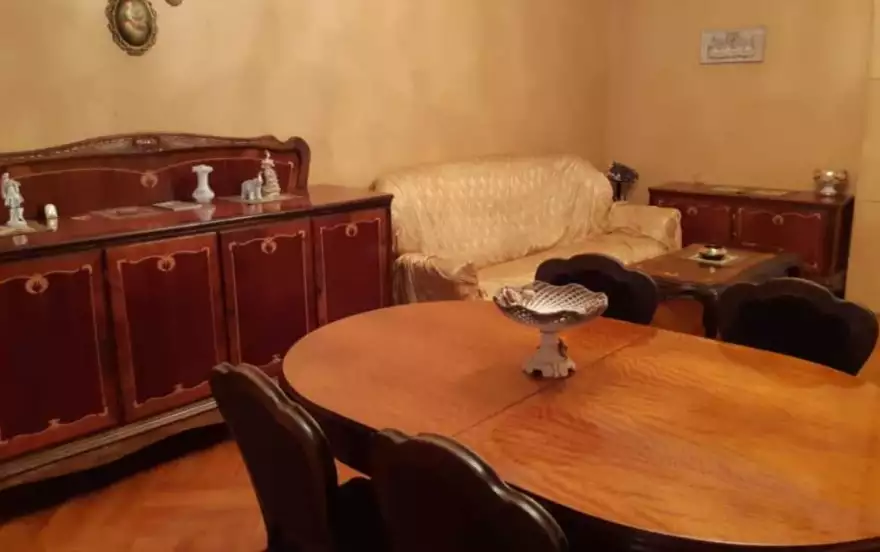 улица Иракли Абашидзе, 4