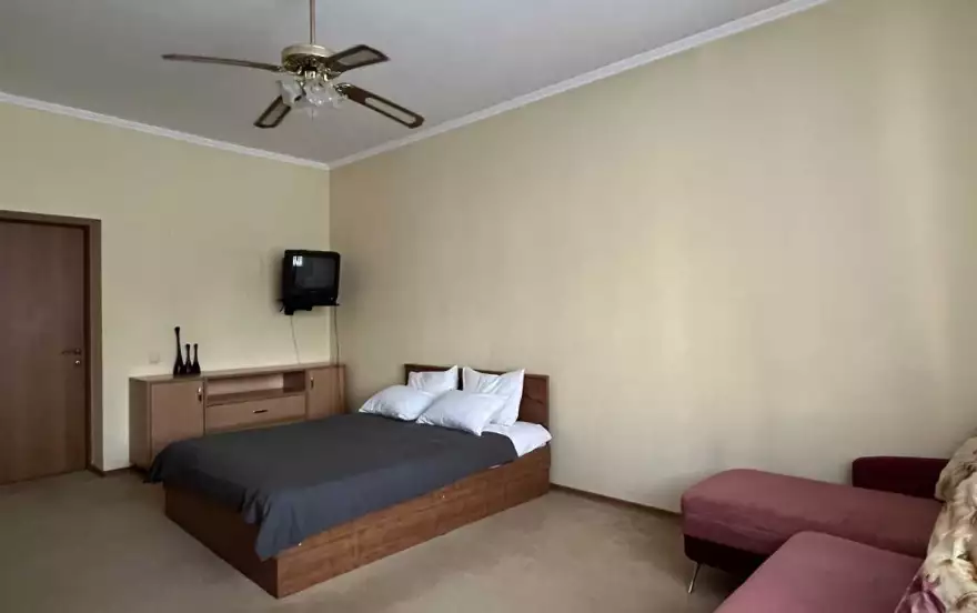 улица Нурсултана Назарбаева, 10