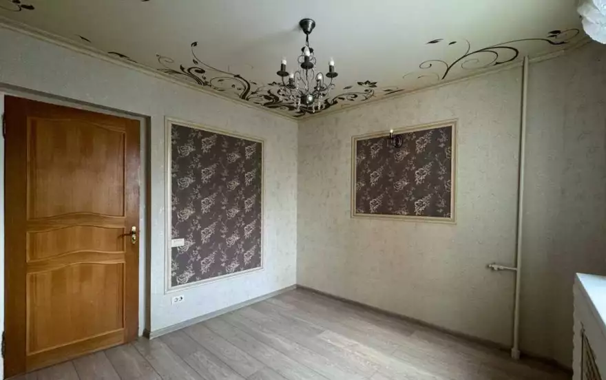 ул Любецкая, 43
