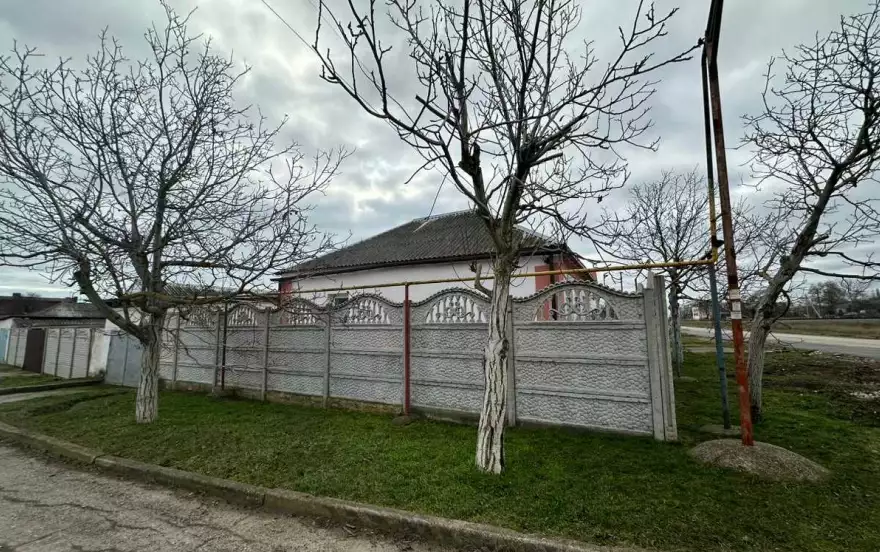 Симферопольская улица, 49
