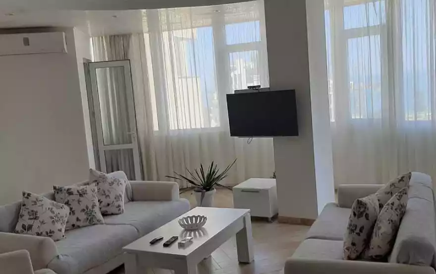 улица М. Кобаладзе, 8