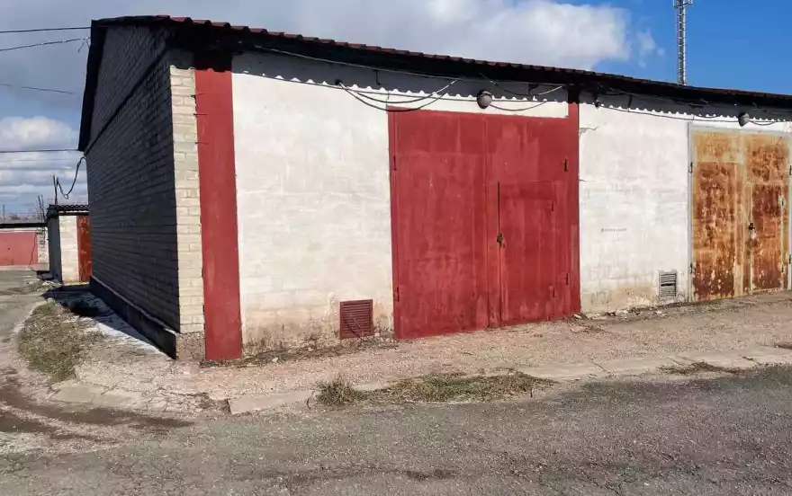 улица Островского, 1