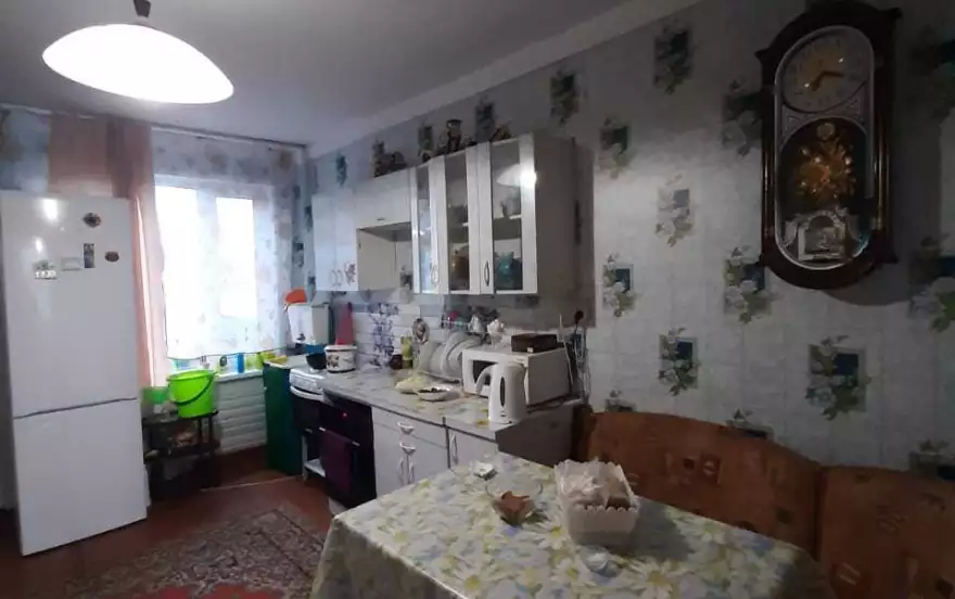 Центральная улица, 4