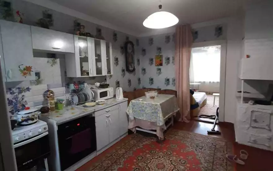 Центральная улица, 4