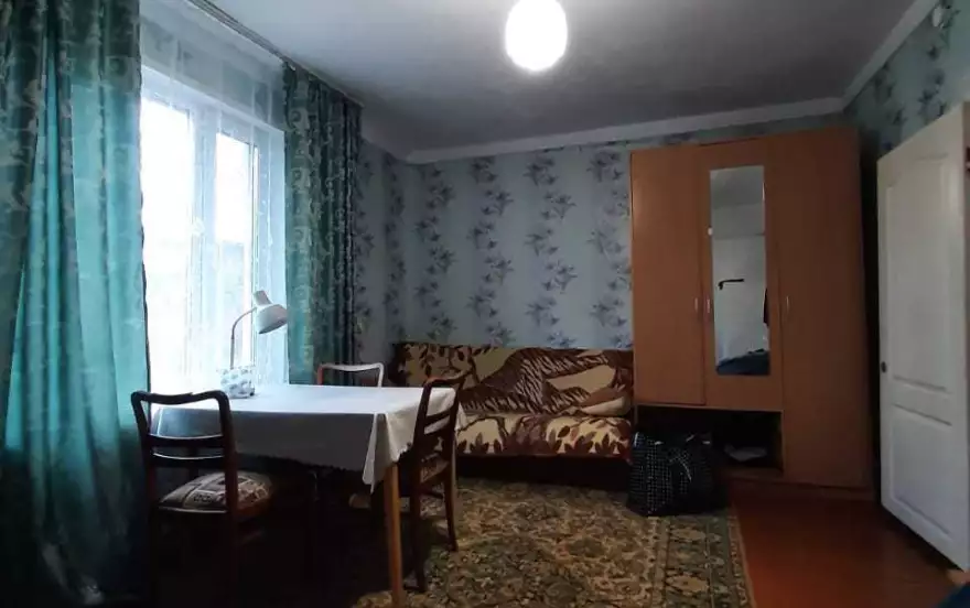Центральная улица, 4