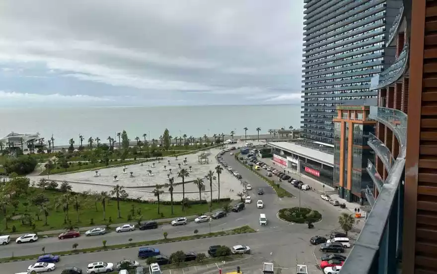 ლეხ და მარია კაჩინსკების ქუჩა 1