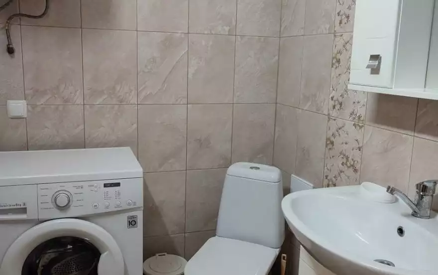 улица Героя России Зозулина В.Н., 9