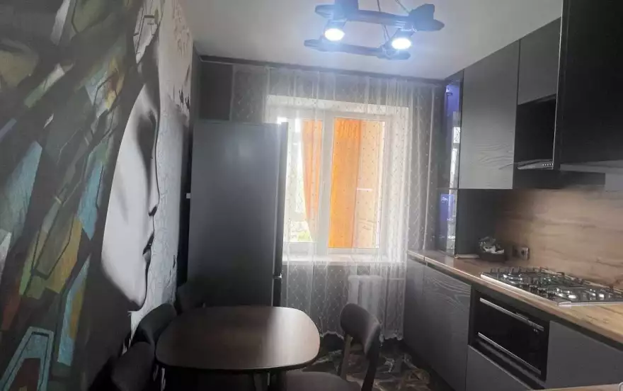 улица Годуванцева, 4