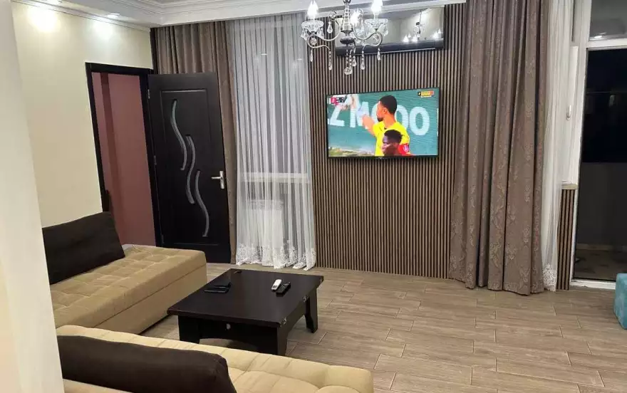 ნიკო ფიროსმანის 18ბ