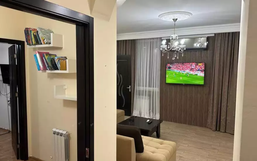 ნიკო ფიროსმანის 18ბ