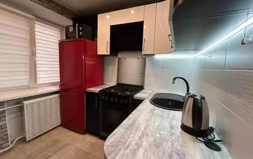 проспект Победы, 1