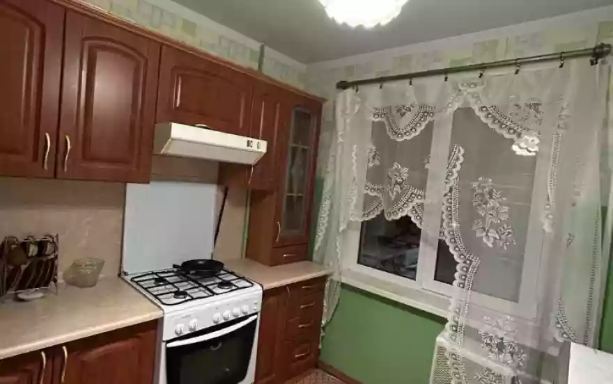 Набережная улица, 27