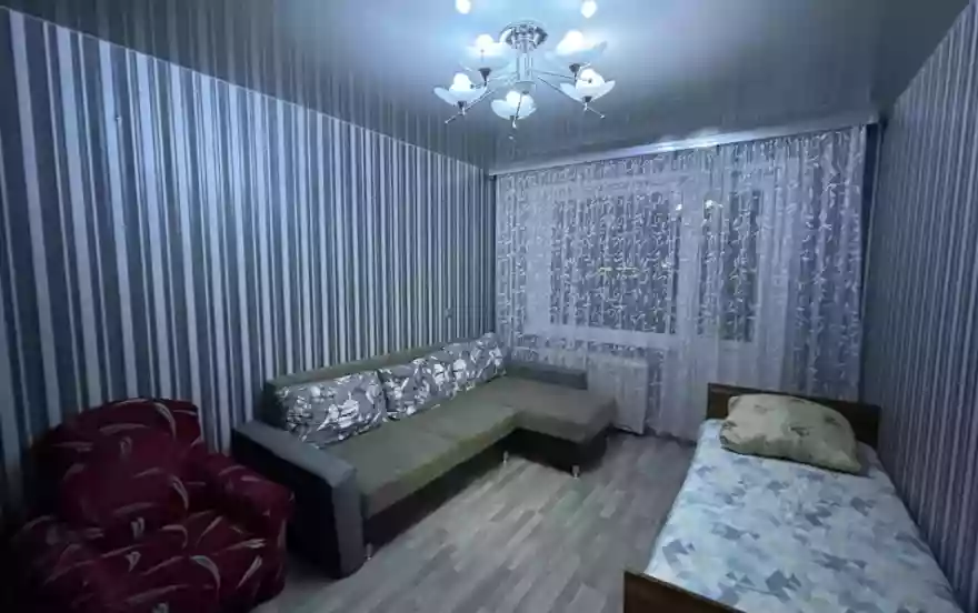 улица Богомолова, 12